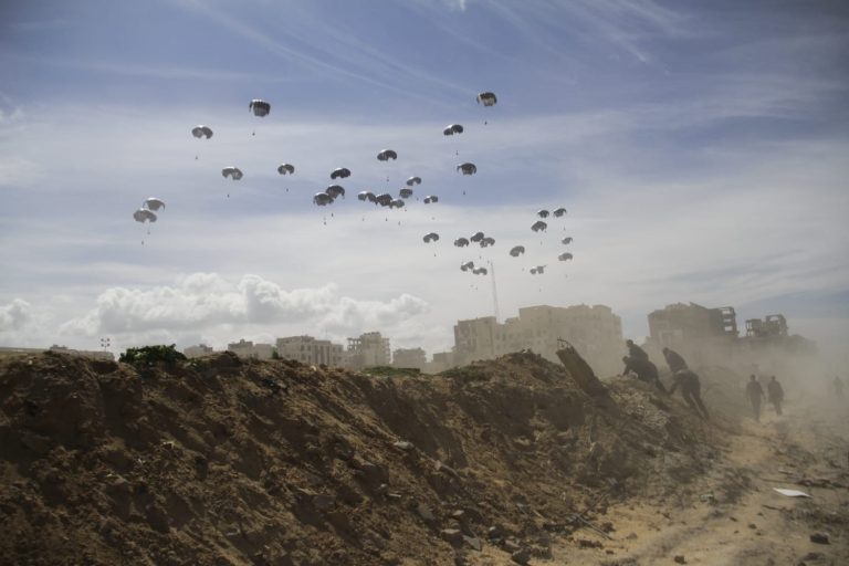 SHBA vazhdon të hedhë ndihma nga ajri në Gaza