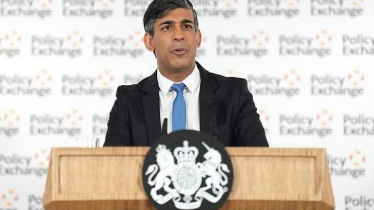 Paralajmëron kryeministri britanik: Bota ndodhet në prag të përshkallëzimit të rrezikshëm bërthamor