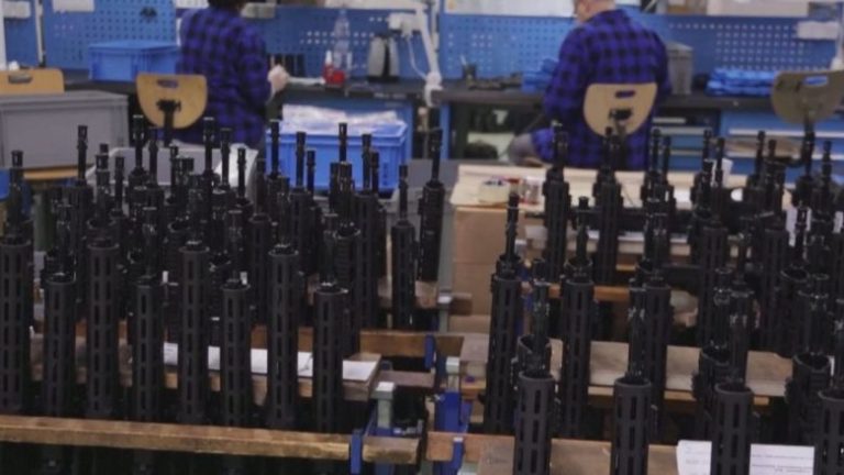 Rikthehet industria ushtarake, Shqipëria do të prodhojë armë