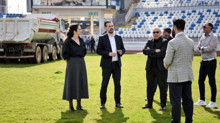 Ministri Hajrulla Çeku reagon ashpër ndaj bashkëpunimit Shqipëri-Serbi “Ishim gati, por s’na pyetën fare”