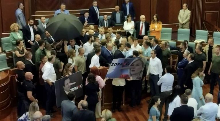 VV e PDK pajtohen edhe në Gjykatë, çështjen e dajakut kërkojnë ta zgjidhin me ndërmjetësim