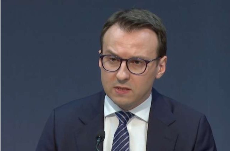 Petkoviq: Pranimi i Kosovës si anëtare e asociuar në NATO, edhe një shpërblim për terrorin ndaj serbëve