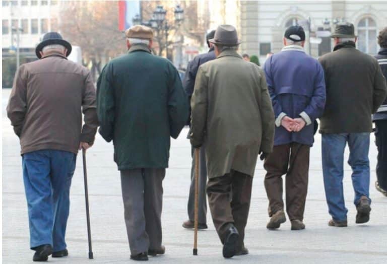 Policia nis hetimet kundër mashtruesve të pensionistëve