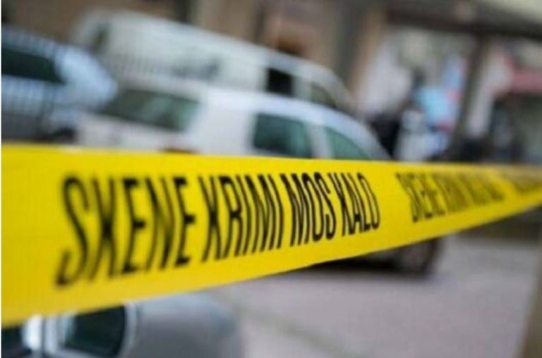 Plagosje në Prishtinë, qëllohet një person – në vendngjarje policia gjen edhe AK-47 e armë të tjera