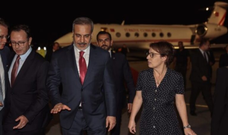 Kryediplomati i Turqisë në Kosovë, takohet sot me Gërvallën