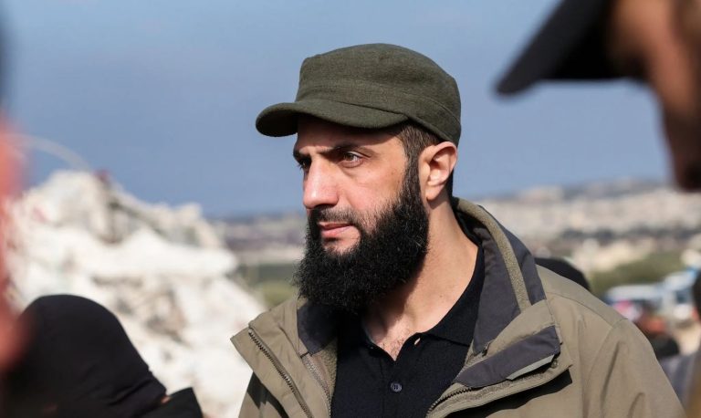 Kush është udhëheqësi militant sirian që rrëzoi Assadin?