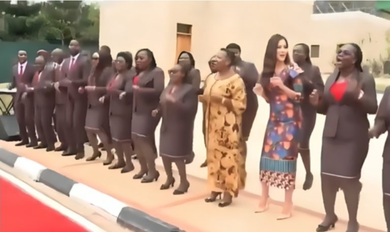 Gruaja e Vuçiq si e dërguar për ta ndalë njohjen nga Kenia, dalin pamjet e aktiviteteve të saj atje