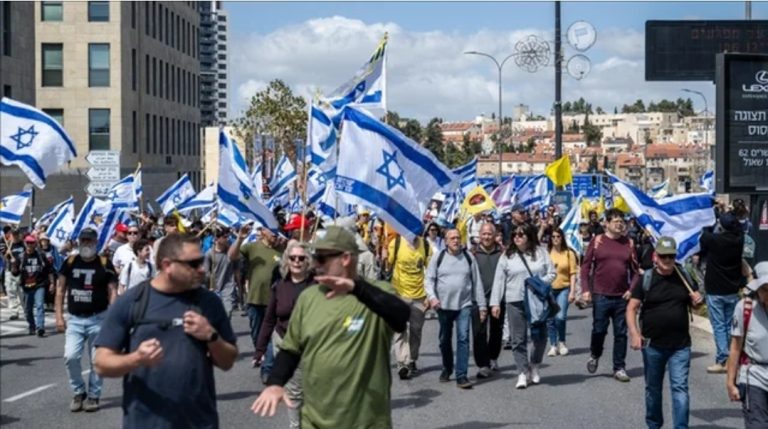 Mijëra protestues izraelitë kundër qeverisë së Netanyahut