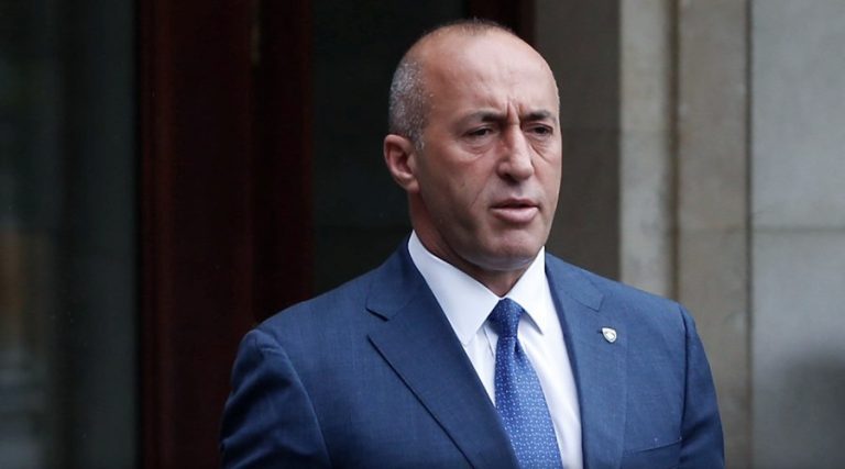 Arrestimi i katër oficerëve serbë, Haradinaj: E përshëndes aksionin, ata që ikën të turpëruar në 1999 s’kanë vend këtu