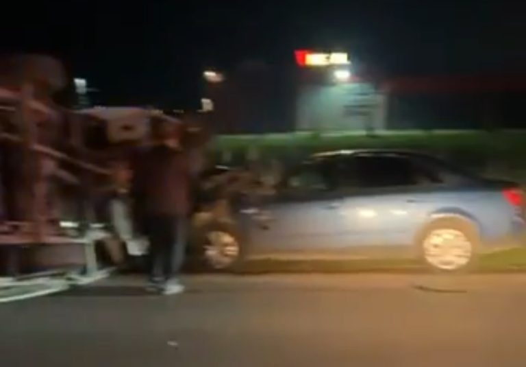 Një aksident trafiku ka ndodhur para pak minutave në Obiliq ku jan lënduar 4 persona