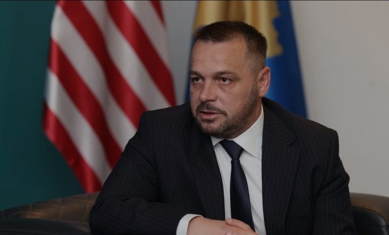 Maqedonci: Serbia e ka obligim ndërkombëtar t’i dorëzojë terroristët në Kosovë, rreziku për destabilizim ekziston
