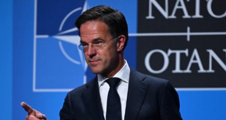 Paralajmëron shefi i NATO-s: Një njeri po ndjek nga afër luftën në Ukrainë, ai është i interesuar se kush do të fitojë në fund