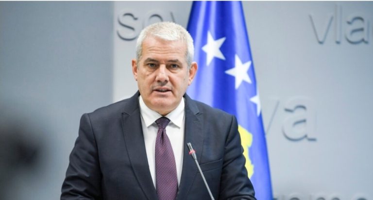 Aksioni i policisë, 16 serbë arrestur, katër oficerë aktivë të sigurisë – Sveçla jep detaje