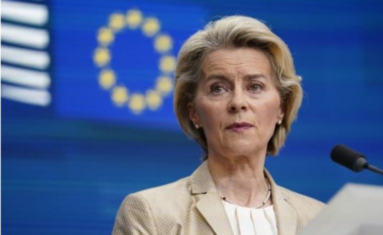 Von der Leyen i ofron Trump marrëveshje tarifash: Nëse bisedimet dështojnë, ne do të hakmerremi