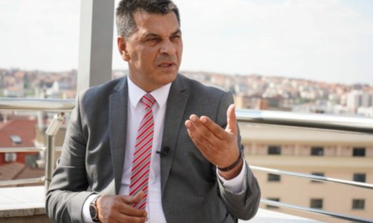 Kryeziu: Diskursi politik në vend s’i shërben demokracisë, VV’ja ta ftojë Listën Serbe në tryezën e diskutimeve