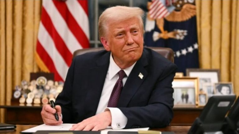 Trump pezullon me 90 ditë tarifat e reja, përveç Kinës, të cilës i rriten në 125%
