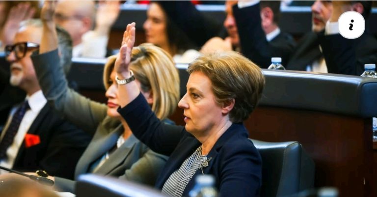 Gërvalla: Maskat ranë dhe bllokuesit po shihen