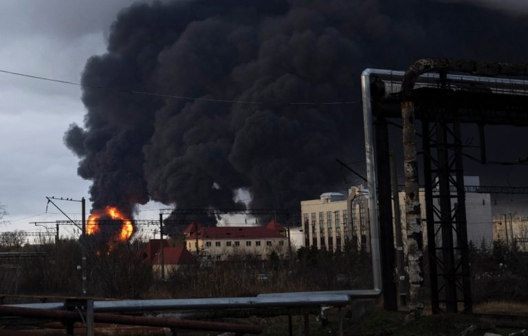 Tronditet Moska, shpërthime të fuqishme në një depo armësh në kryeqytetin rus