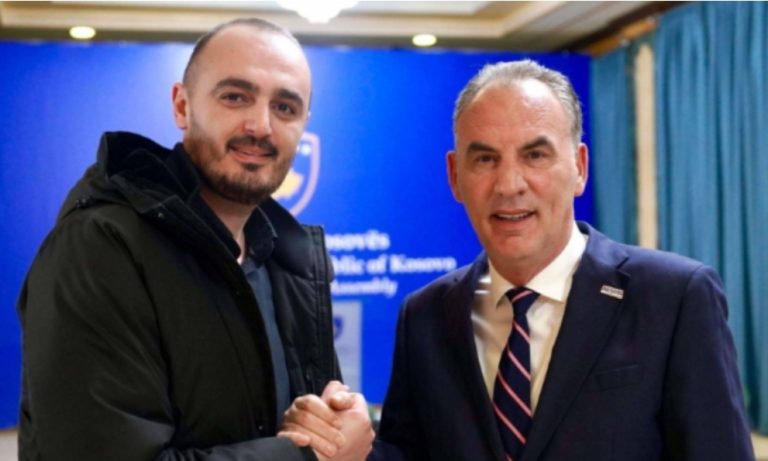 Fjalët e ashpra të Ramush Haradinajt – reagon këshilltari i Fatmir Limajt: “Në vitin 2017 të bëri kryeministër”