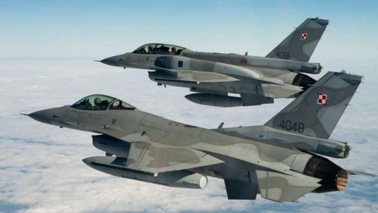 Aeroplanët luftarakë të NATO-s ngriten në ajër pas sulmeve ruse me rreze të gjatë veprimi në Ukrainë