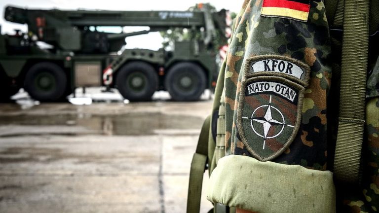 KFOR-i tregon pse i hapi tri rrugë ilegale në veri – Policia e Kosovës paralajmëron mbylljen e tyre