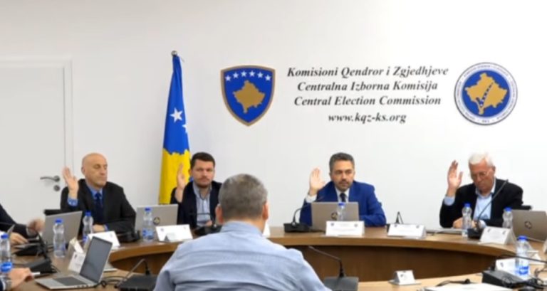 KQZ-ja sot shqyrton pezullimin e një partie politike
