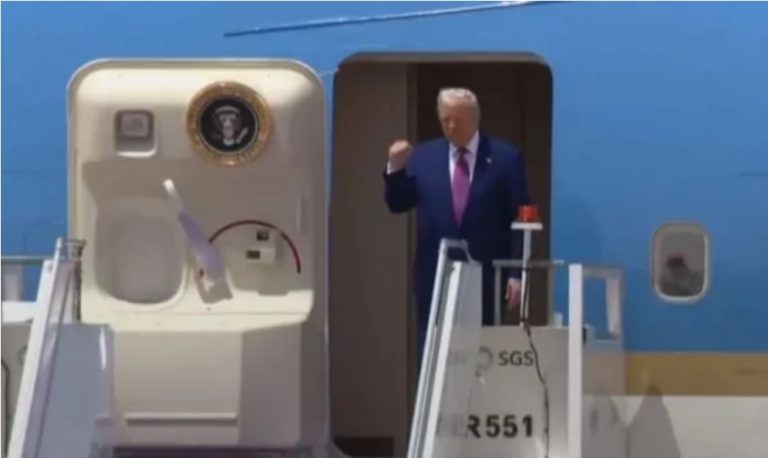 Vizitë historike: Trump shkel tokën arabe
