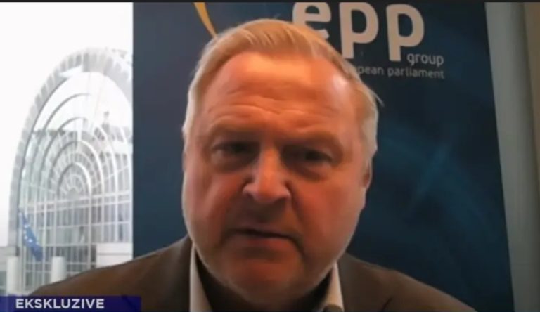 Terras paralajmëron risi në dialogun Kosovë-Serbi