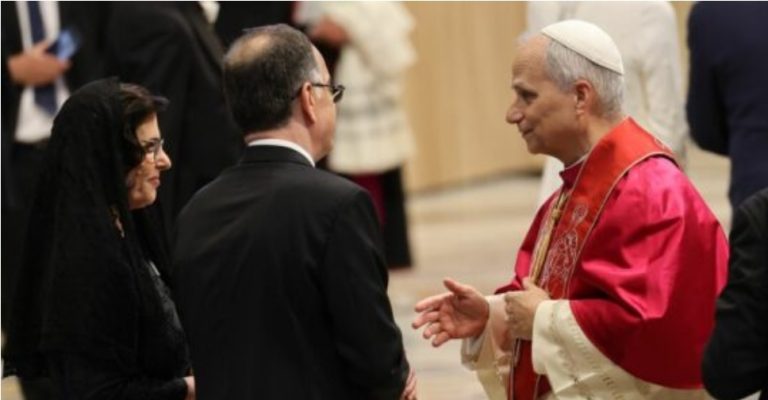Presidenti i Shqipërisë takon në Vatikan Papa Leoni XIV pas ceremonisë së inagurimit