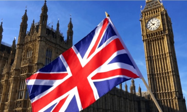 Britania pezullon bisedimet tregtare me Izraelin për shkak të ofensivës në Gazë