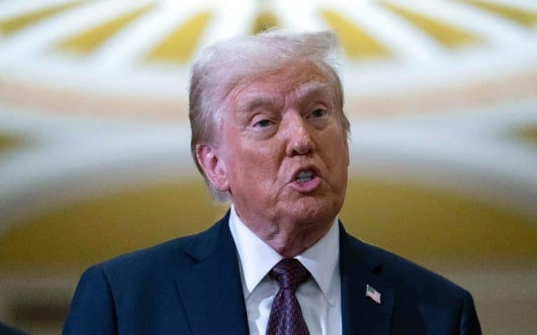 Trump paralajmëron Putinin se po “luan me zjarrin”