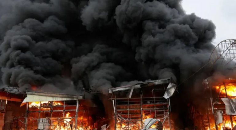 Ukraina bombardon Moskën, Rusia hakmerret me zjarr