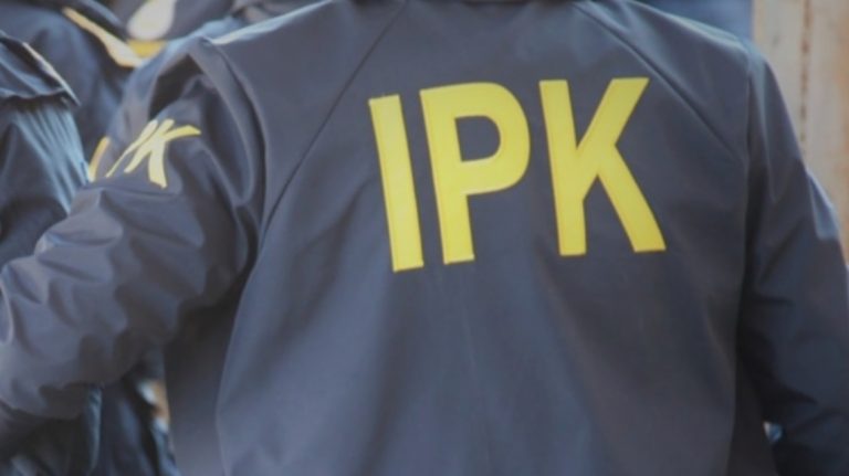 Vrasja e trefishtë në Gjilan, suspendohen katër zyrtarë policorë