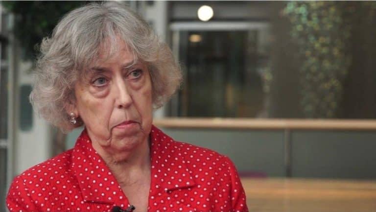 Ish-shefja e shërbimit sekret britanik: Anglia mund të jetë tani në luftë me Rusinë