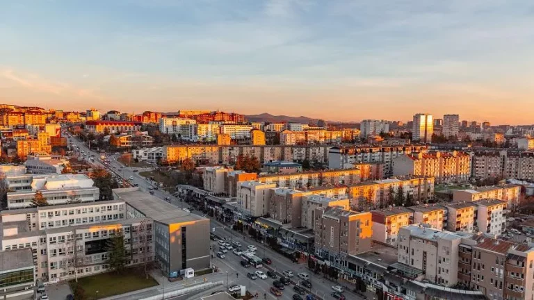 Çka pritet të ndodhë nesër në Kosovë?