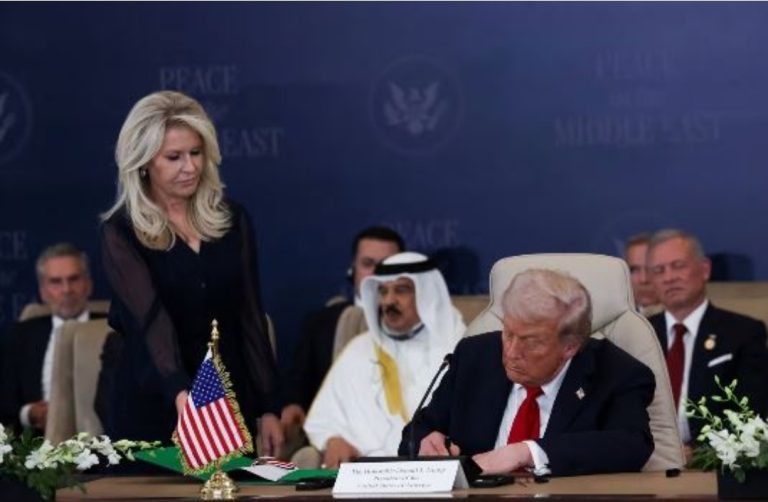 Trump firmos Planin e Paqes për Gazën pas lirimit të pengjeve