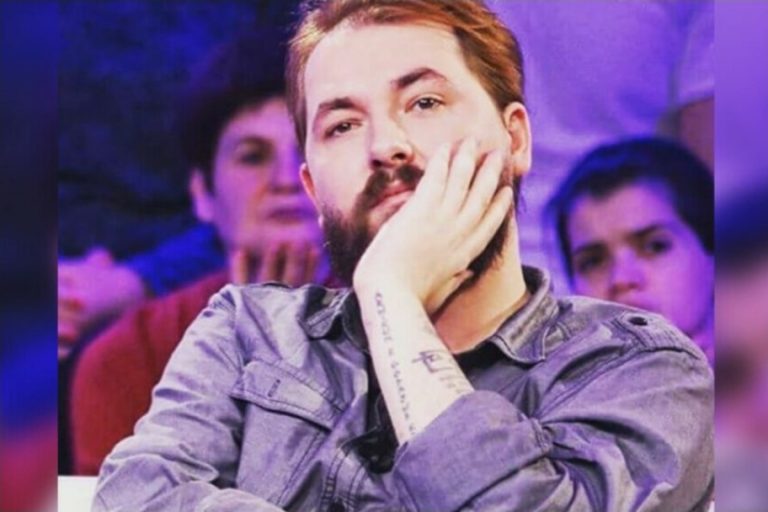 Kastro Zizo rrëfen me dhimbje: Vajza ime është në spektrin autik, nuk më lejuan ta shihja për 10 vite