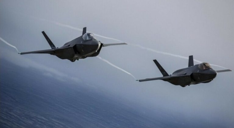 Polonia ngre në ajër avionët luftarakë për të mbrojtur kufijtë, mbyllen dy aeroporte