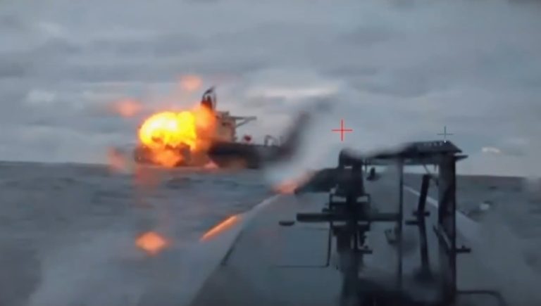 Sulmi me dron ukrainas në Detin e Zi, tankeri rus del jashtë funksionit